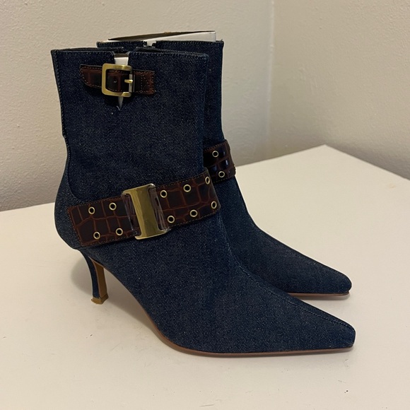 Colin Stuart Dark Wash Denim Booties w/ Brown Buckle & Fringe | Size 7 - Picture 1 of 5